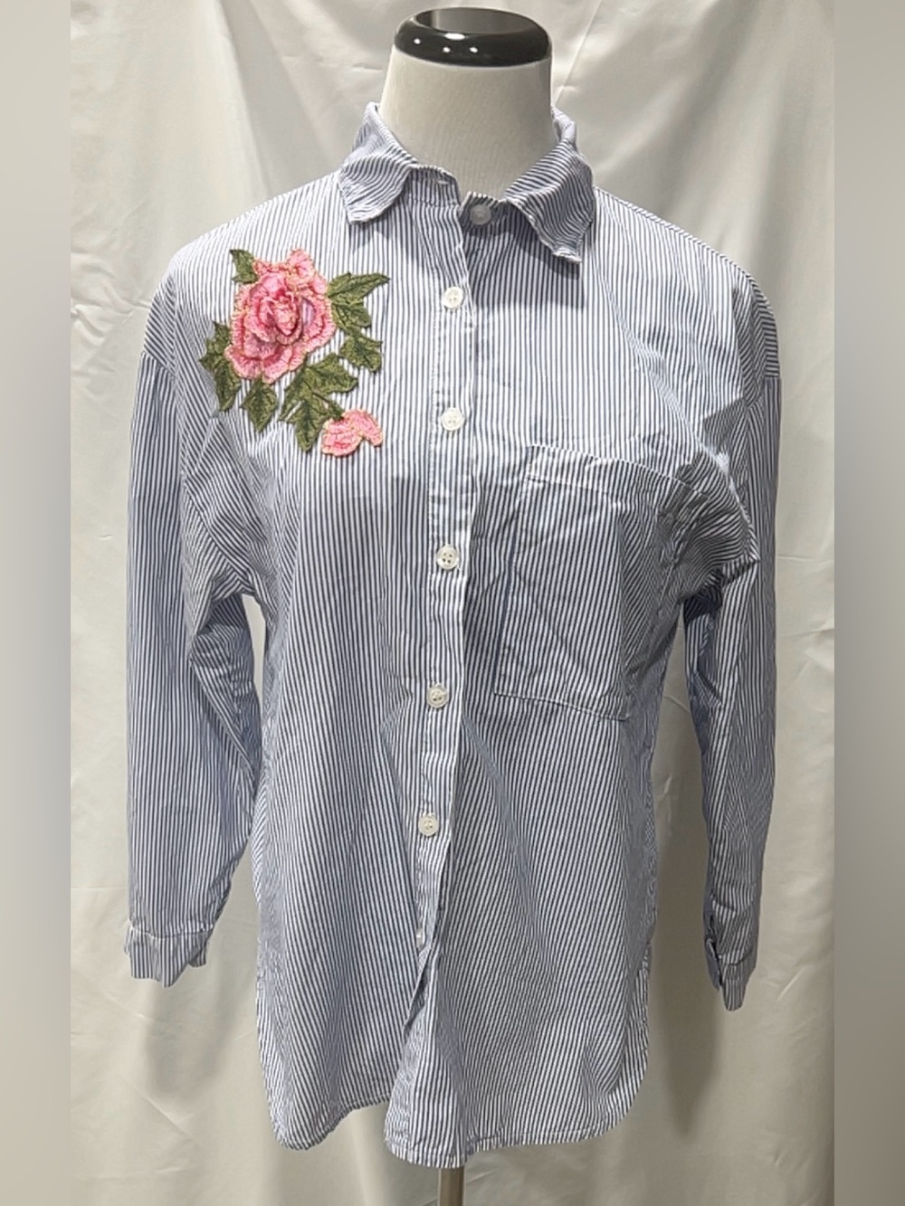 VTG Bebe Blue White Striped Button Up Shirt Embroidered Pink Rose Applique Sz S